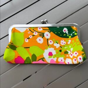 LEIKO Kauai, Hawaii Vintage Floral Hawaiian Retro Print Clutch Handbag